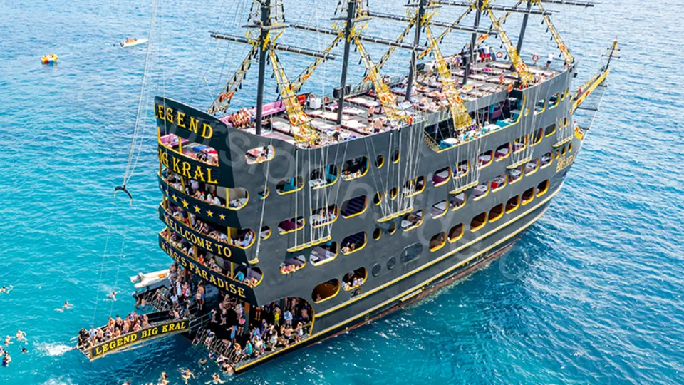 Legend Big Kral Boat Trip in Side